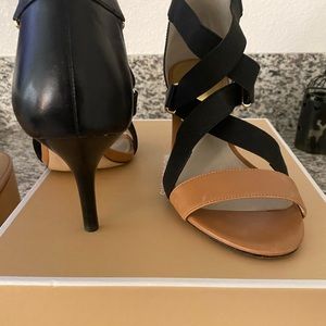 Gently used Michael Kors shoes size 9